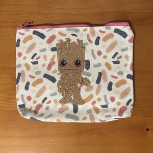 Groot Zipper Bag